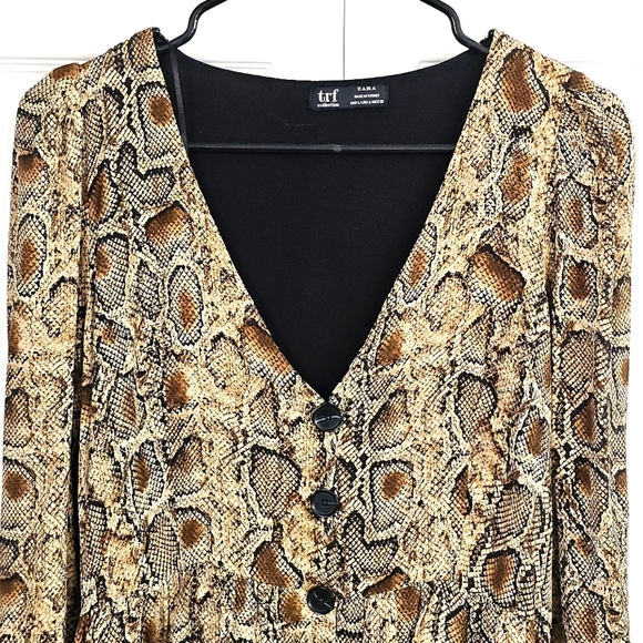 Zara Snake‎ Print Mini Dress Large Long Sleeve Button Front Flirty Flowy - Picture 2 of 7